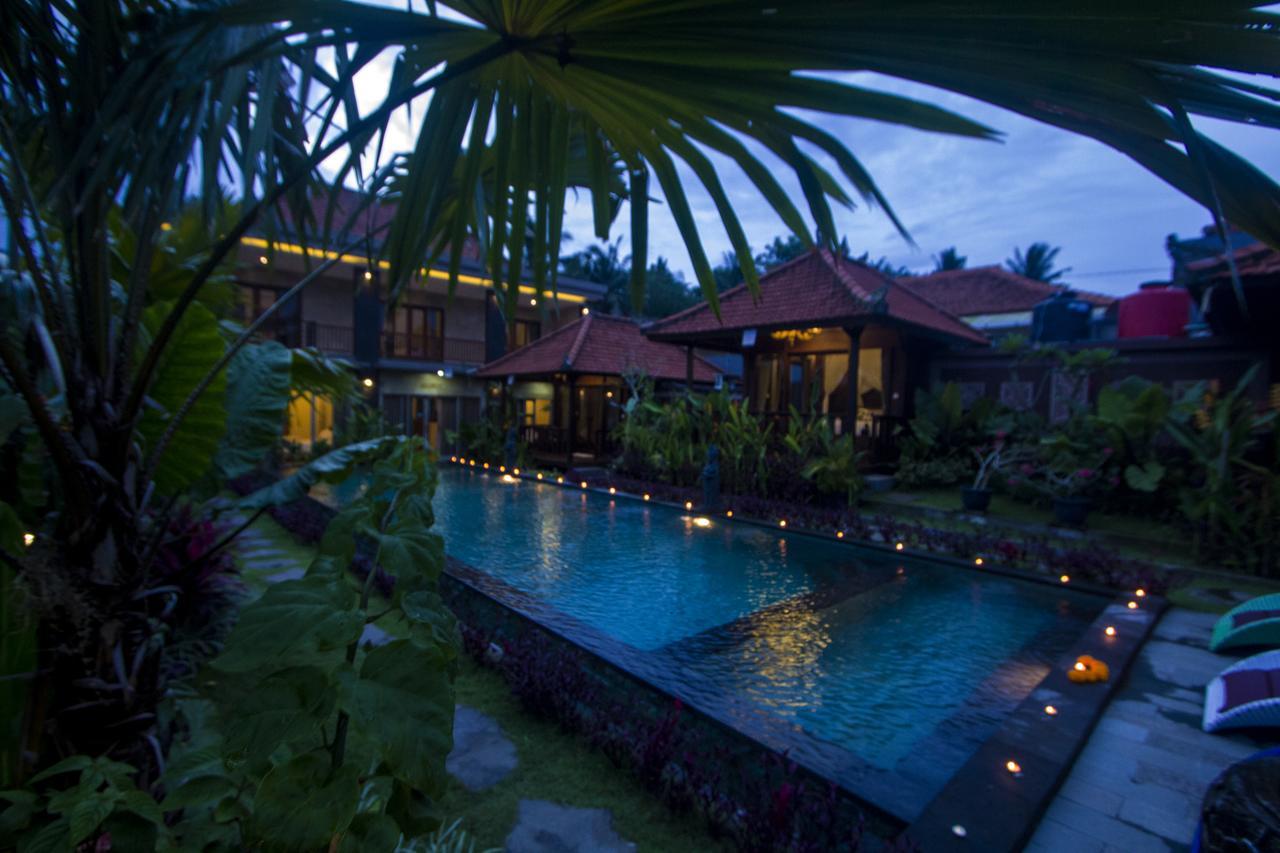 Ratna Villa 4 Ubud  Exterior photo